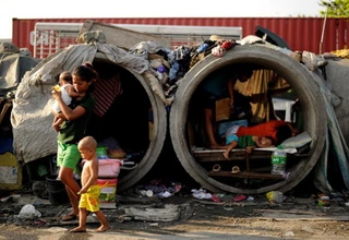 Pandemi Dorong Jutaan Warga Filipina ke dalam Kemiskinan