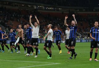 Inter Milan dan AS Roma Taklukkan Tim Promosi