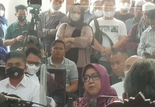 Para Kades Bogor Hadir di Pengadilan Beri Dukungan untuk Ade Yasin