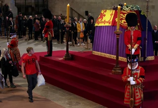 Ini Negara yang Tak Diundang Hadiri Pemakaman Ratu Elizabeth II