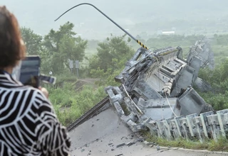 1 Tewas dan 150 Terluka, Gempa Susulan Masih Melanda Taiwan