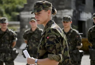 Swiss Siap Berlakukan Aturan Wajib Militer bagi Wanita