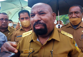 Pihak Lukas Enembe Ajak Tim Dokter ke Papua, KPK Heran