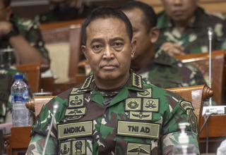 Andika Akan Sanksi Pidana Oknum Prajurit TNI yang Diduga Tendang Suporter