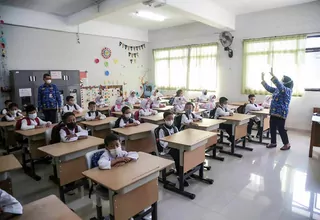 Wali Kota Surabaya Ajak Guru Mengajar dengan Tulus Ikhlas