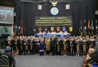 Wisudawan Universitas Budi Luhur Siap Bersaing dengan 1 Juta Lulusan di Jakarta