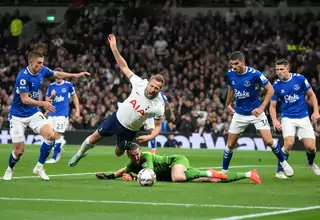 Gilas Everton, Tottenham Panaskan Persaingan Papan Atas Klasemen