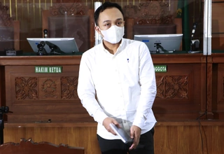 Ricky Rizal Minta Maaf ke Orang Tua Brigadir J atas Kebodohannya