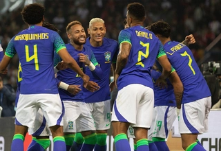 Timnas Brasil yang Rindu Mengangkat Trofi Piala Dunia