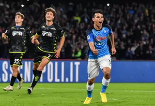 Liga Italia: Napoli Mantap di Puncak Klasemen, AC Milan Ditahan Imbang