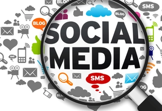 Webinar Cara Menjadi Influencer yang Andal di Media Sosial