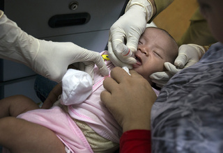 Sejuta Anak di London Dapat Tawaran Vaksin Booster Polio