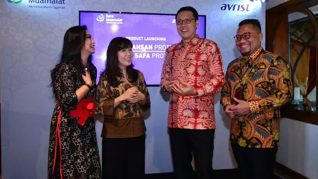 PT Avrist Assurance (Avrist Assurance) bekerja sama dengan PT Bank Muamalat Indonesia, Tbk (Bank Muamalat) meluncurkan produk proteksi dan investasi berbasis syariah, yaitu Hijrah Ahsan Proteksi dan Hijrah Safa Proteksi, di Jakarta, Rabu (19/2/2020).