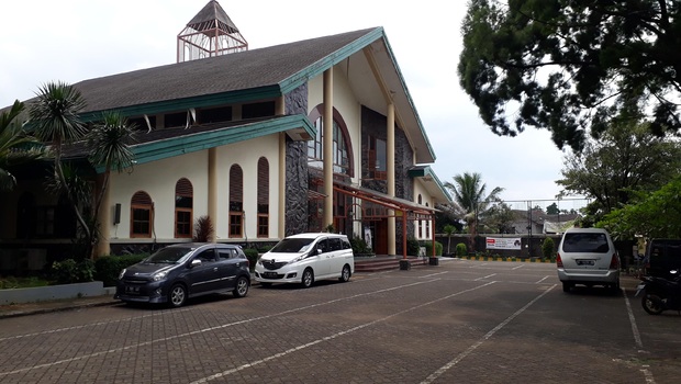Paroki Santo Servatius Kampung Sawah, Kota Bekasi, siap melaksanakan misa Natal 2020 dengan penerapan protokol kesehatan secara ketat.