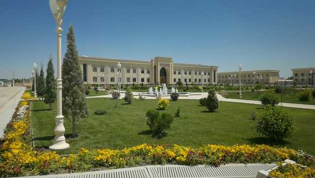 Kompleks Imam Bukhari International Scientific-Researh Center di Samarkand, Uzbekistan.