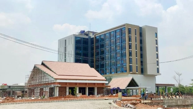 Progres pembangunan hotel Horison Ultima Kertajati sudah mencapai 90% dan ditargetkan mulai beroperasi Desember 2021.
