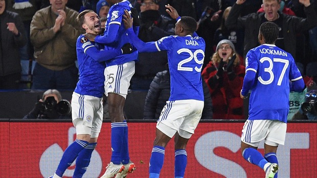 Para pemain Leicester City merayakan gol saat menghadapi Legia Warsawa di ajang Liga Europa, Kamis, 25 November 2021. 