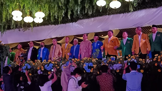Para tokoh nasional dan politisi nasional hadir di acara silaturahmi nasional Koalisi Indonesia Bersatu di Plataran, Hutan Kota, Senayan, Jakarta, Sabtu, 4 Juni 2022.