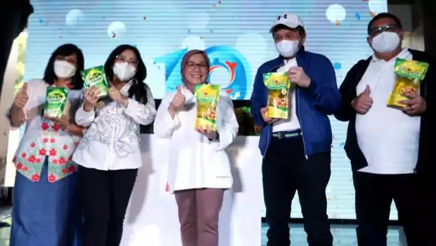 Dalam rangka HUT ke-19, PT Perusahaan Perdagangan Indonesia (PPI) member holding BUMN pangan ID Food, mengadakan soft launching produk terbaru minyak goreng, beras, dan sabun pencuci piring di Graha PPI, Jakarta, Minggu 19 Juni 2022.