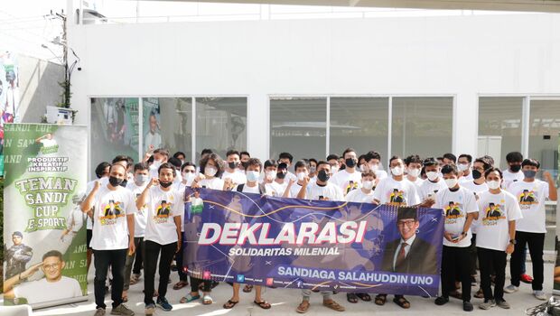 Relawan Teman Sandi bersama kaum milenial di Kota Medan menggelar deklarasi dan dukungan untuk Sandiaga Uno di Pilpres 2024, Sabtu, 2 Juli 2022.