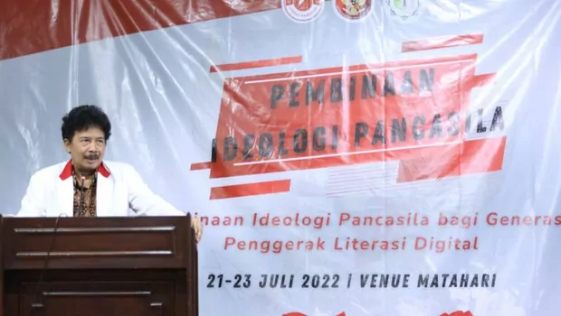 Kepala BPIP Yudian Wahyudi dalam kegiatan Diklat Pancasila Bagi Generasi Milenial di Yogyakarta.
