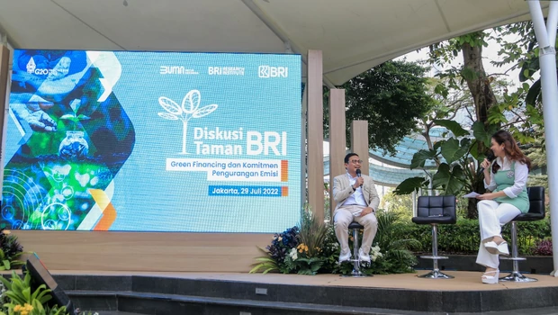 SEVP Treasury & Global Services BRI Achmad Royadi pada acara Diskusi Taman BRI yang diselenggarakan oleh BRI Research Institute dan mengambil tema “Green Financing dan Komitmen Pengurangan Emisi” pada 29 Juli 2022.