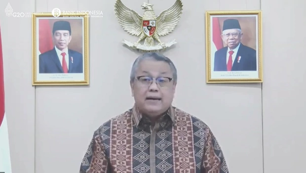 Gubernur Bank Indonesia Perry Warjiyo memaparkan hasil Rapat Dewan Gubernur (RDG) BI, 23 Agustus 2022.