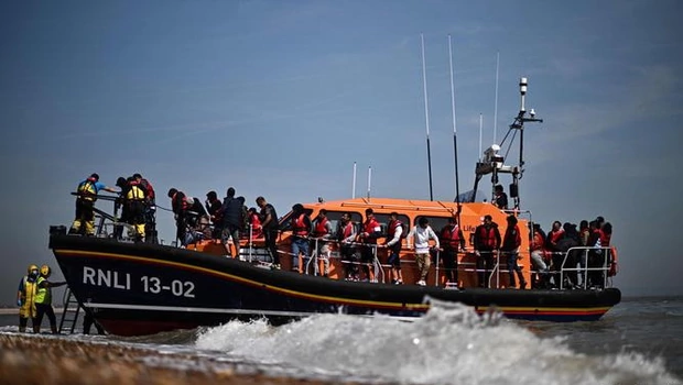 Kementerian Pertahanan Inggris telah mencatat peningkatan substansial dalam jumlah migran yang melintasi Selat Inggris