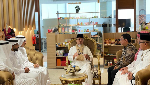 Menteri Perdagangan Zulkifli Hasan saat mengunjungi Indonesia Trade Promotion Center (ITPC) di Jeddah, Arab Saudi, Jumat 9 September 2022.