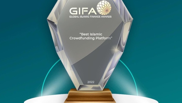 Platform Fintech Peer-to-Peer Financing Syariah, Ethis, menerima penghargaan sebagai Best Islamic Crowdfunding Platform 2022 dalam ajang 12th Global Islamic Finance Awards 2022.