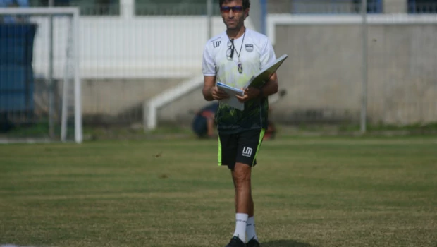 Pelatih Persib, Luis Milla.