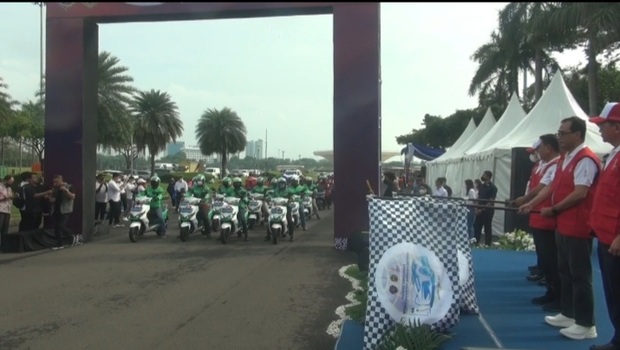 Ramaikan KTT G-20, Kemenhub Gelar <em>Touring</em> Motor Listrik Jakarta-Bali