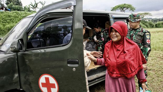 <em>Update</em> Gempa Cianjur: Hujan Sulitkan Pencarian 39 Korban Hilang