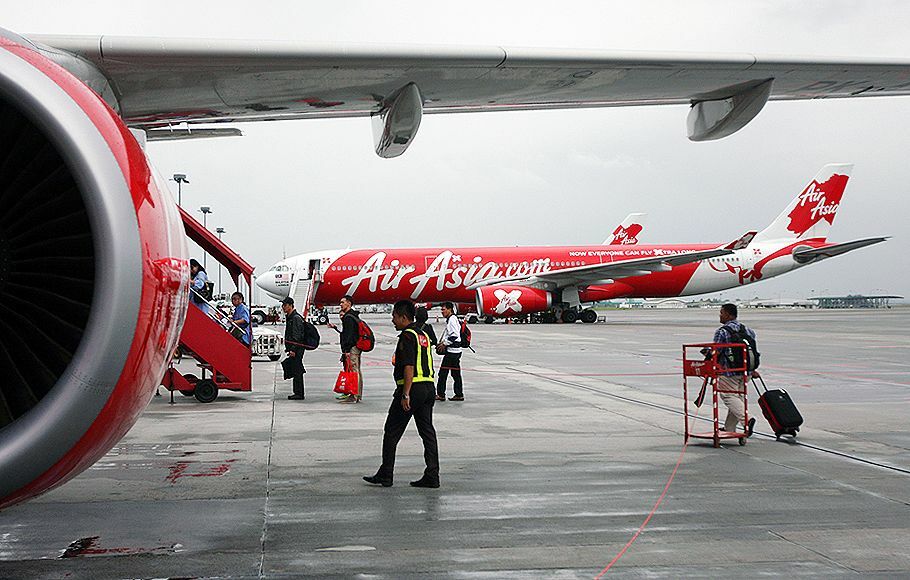 Bayar Tiket Air Asia Kini Bisa Lewat ATM