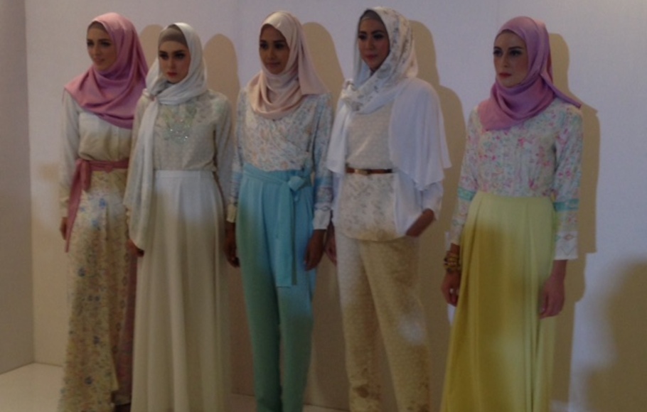 Tren Busana Muslim 2015 Di Mata 3 Desainer Indonesia