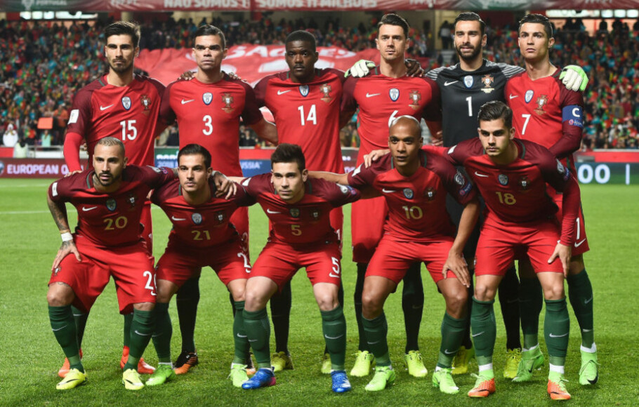 Timnas Portugal : Timnas Portugal Lolos ke Piala Dunia 2018, Luis Figo