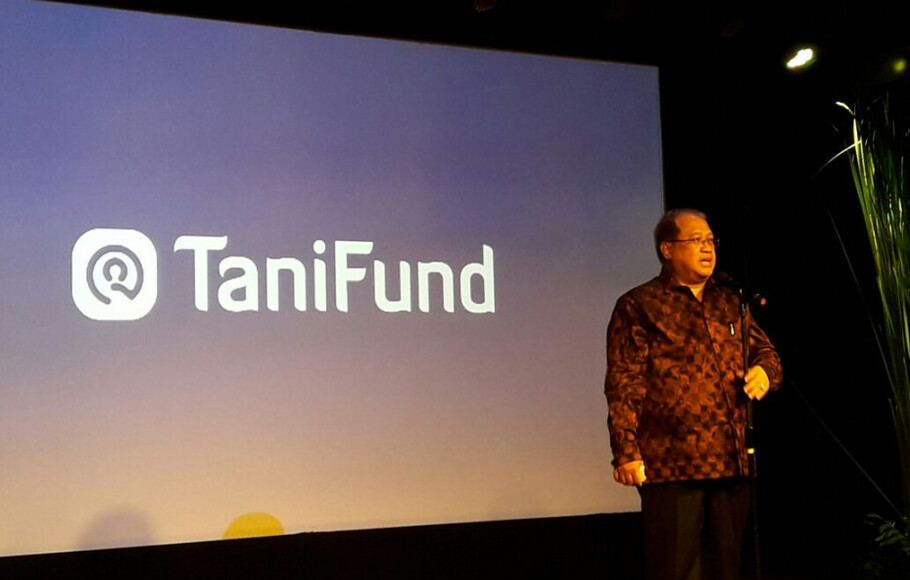 CEO sekaligus Co Founder TaniHub dan TaniFund, Ivan Arie Sustiawan, saat memberikan sambutan dalam acara peluncuran TaniFund, di Jakarta, Selasa, 18 Juli 2017.