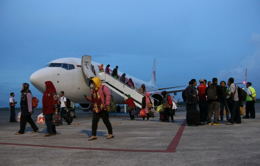 Gambar Mengenai Harga Tiket Pesawat Jakarta Pekanbaru