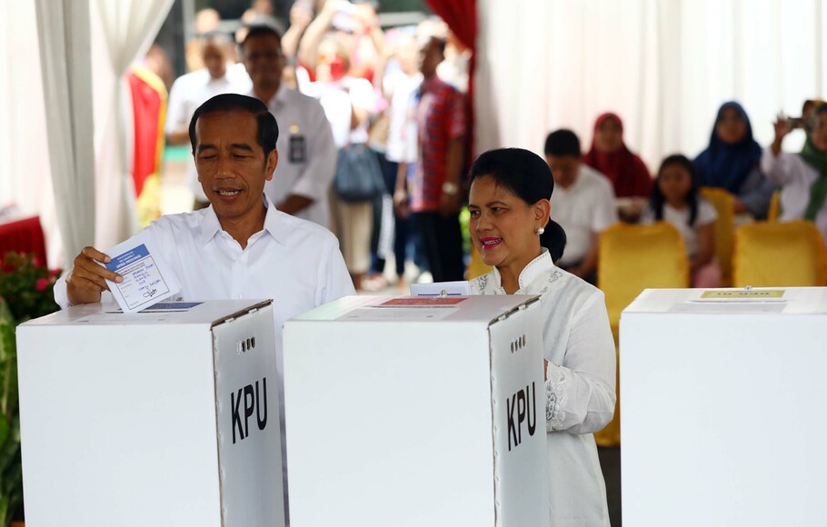 Jokowi Unggul di Tempat Mencoblos