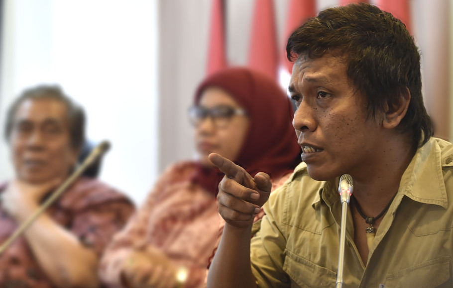 Adian Napitupulu Diserukan Jadi Menteri, Jokowi: Beliau Punya Kapasitas