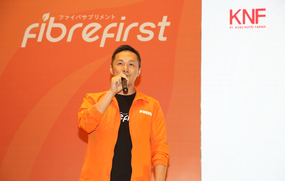 CEO PT Kobe Nutri Farma Benny Winata saat mengumumkan peluncuran nasional FibreFirst di Jakarta, Senin (20/1/2020)