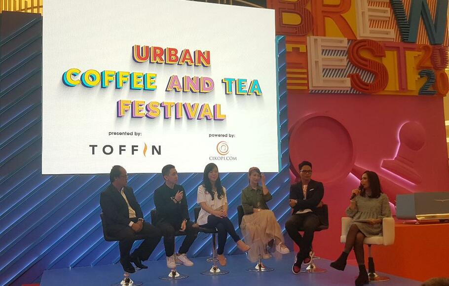 Toffin Indonesia bekerja sama dengan Cikopi.com mengadakan BrewFest 2020 yaitu event Urban Coffee & Tea Festival yang menggabungkan tiga platform yakni Conference, Exhibition and Appreciation dalam satu acara yang digelar pada 21-23 Februari 2020 di Atrium Senayan City, Jakarta.