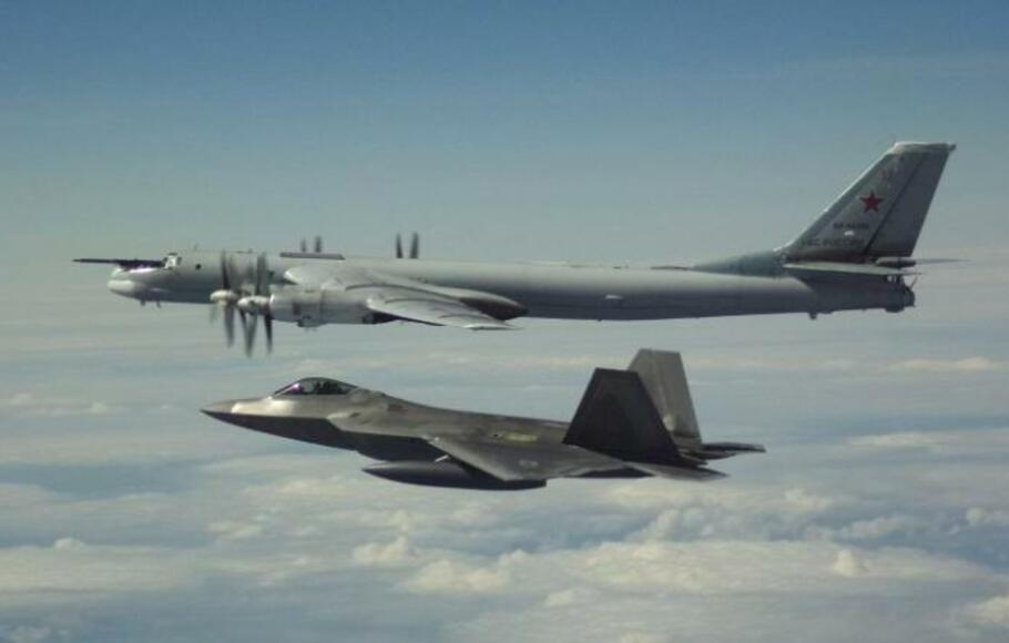 Amerika Cegat Bomber dan Pesawat Tempur Rusia di Alaska