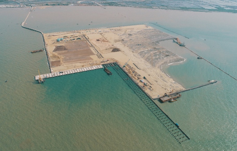 Progres pembangunan Pelabuhan Patimban.