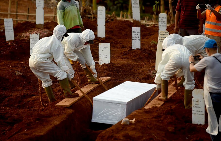 Gubernur DKI: Kapasitas Makam untuk Jenazah Covid-19 Masih Cukup