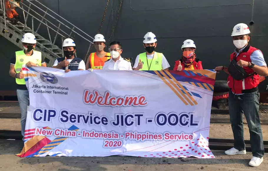 Jakarta International Container Terminal (JICT) mengumumkan layanan terbaru dari Pelayaran OOCL (Orient Overseas Container Line). Layanan baru dengan nama China Indonesia Philippines (CIP) merupakan rute jaringan terbaru dari OOCL, yang memperkuat jalur pelayaran Tiongkok-Asia Tenggara.
