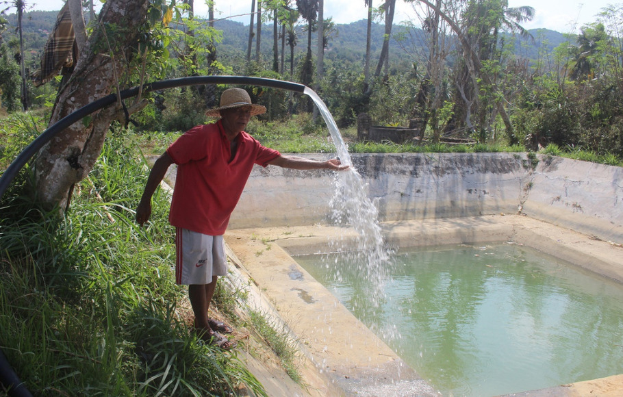 Desa Compang Ndejing, Kecamatan Borong, Manggatai Timur, Provinsi Nusa Tenggara Timur (NTT), merupakan salah satu daerah yang memanfaatkan PATS sebagai solusi air minum yang layak bagi warganya. 