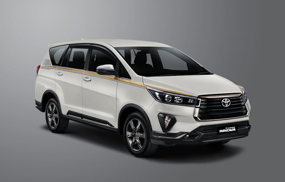 Bertepatan ulang tahun ke-50 Toyota di Indonesia, pabrikan berlogo tiga elips itu menghadirkan Kijang Innova Limited Edition (edisi khusus) yang tersedia dalam jumlah sangat terbatas, yakni hanya 50 unit, Jumat 9 April 2021.