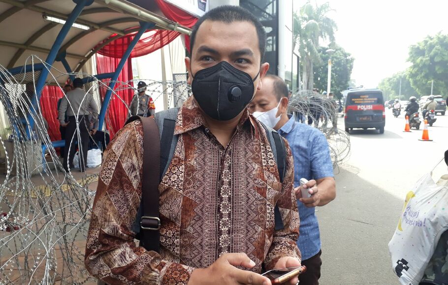 Pengacara‎ Rizieq Syihab, Azis Yanuar, di PN Jakarta Timur.