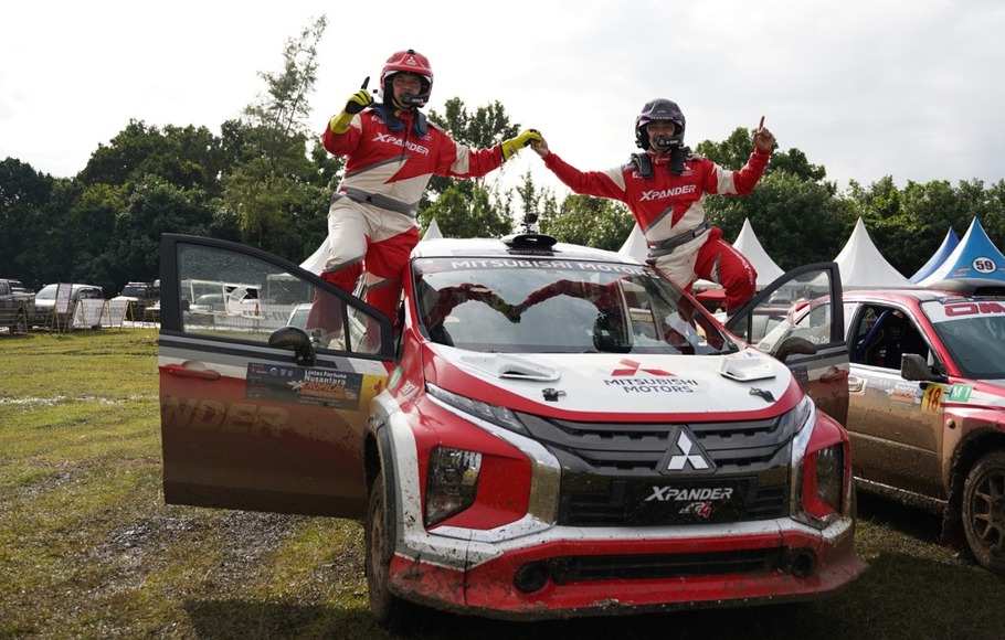 Peserta Kejuaraan Nasional (Kejurnas) Sprint Rally Lintas Fortuna Nusantara Tropical 2021 putaran pertama di Sirkuit Badak Tanjung Lesung, Banten, Sabtu-Minggu, 10-11 April 2021.